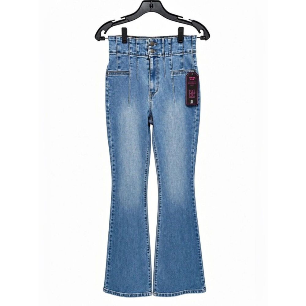 No Boundaries High-Rise Flare Jeans Women’s Size 5 Blue Stretch NWT